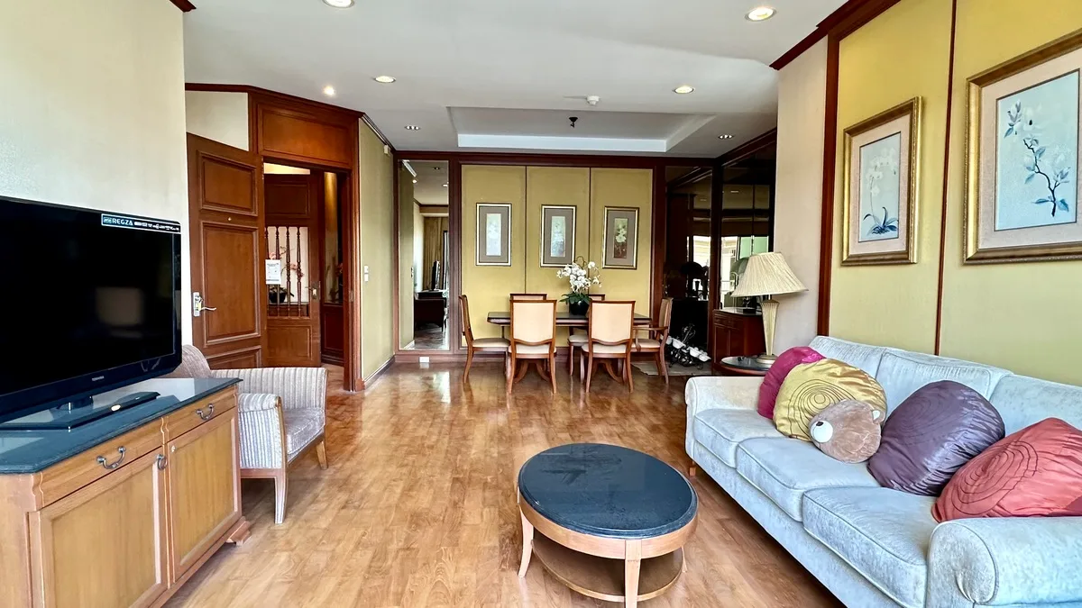 The Bangkok Sukhumvit 43 6