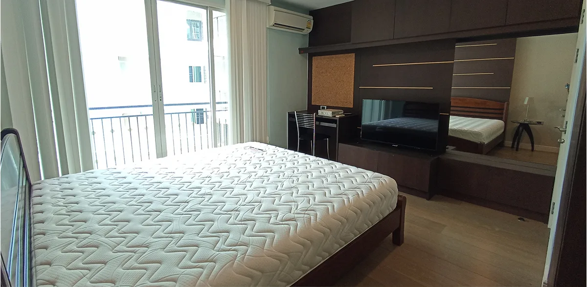 The Crest Sukhumvit 24 12