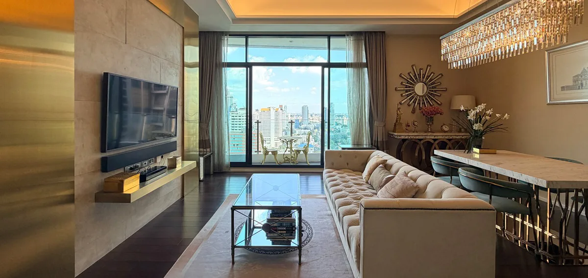 The Diplomat 39, Condominium, 3 bedrooms