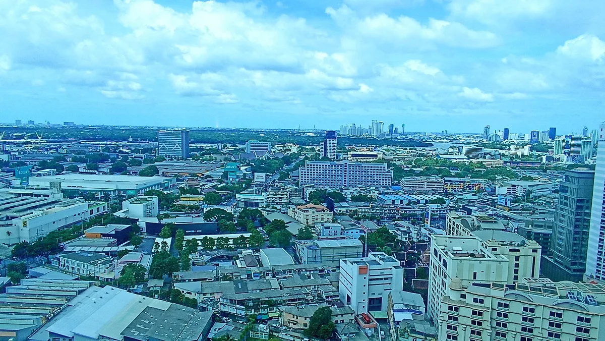The Emporio Place Sukhumvit 24 3