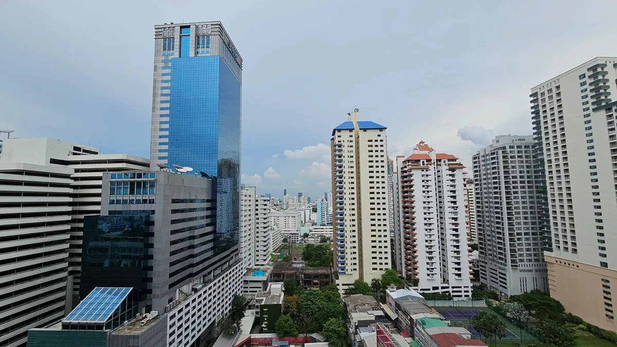 The Esse Asoke 9
