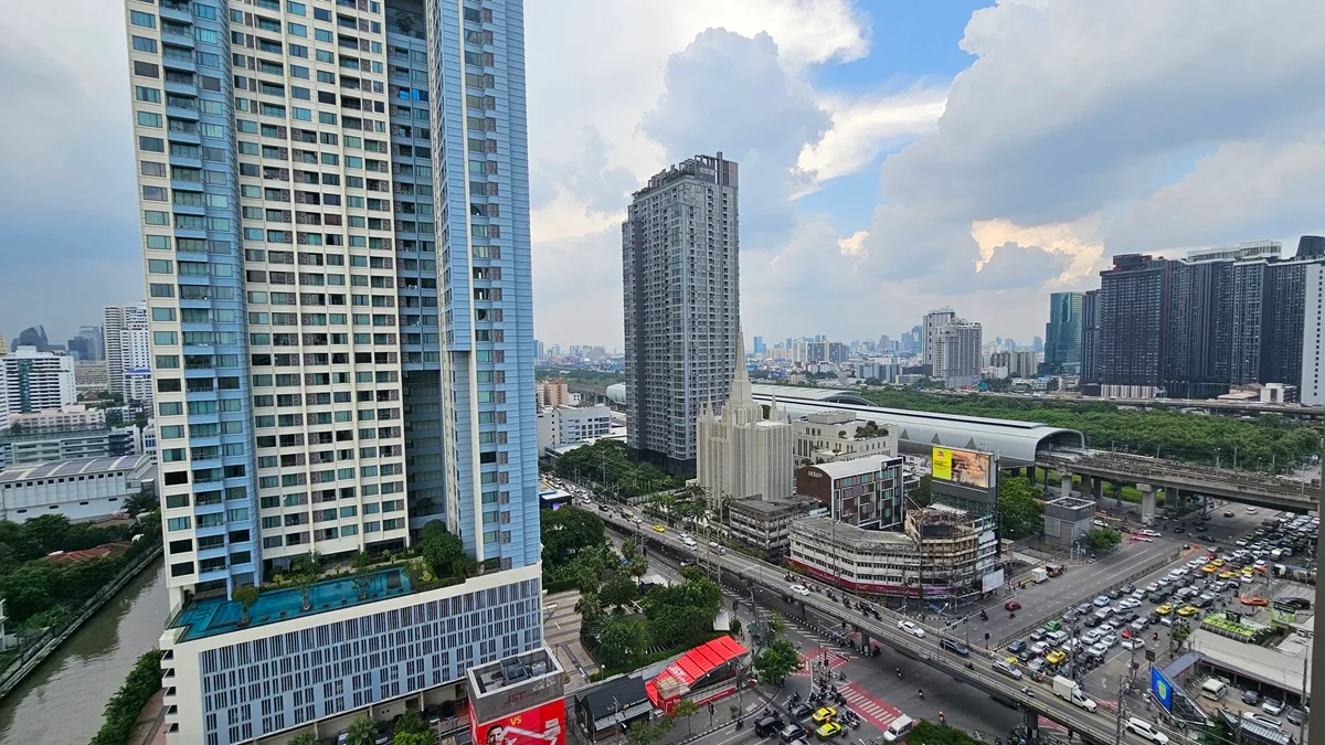 The Esse at Singha Complex 9