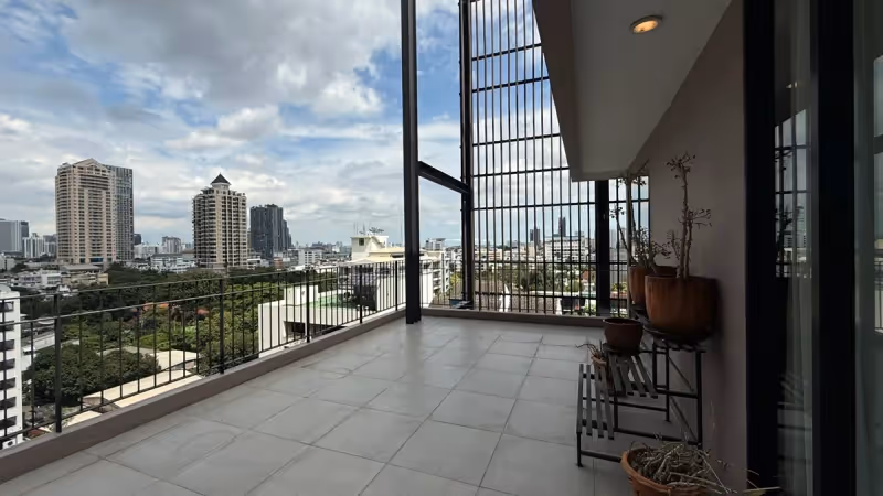 The Hudson Sathorn 7 5