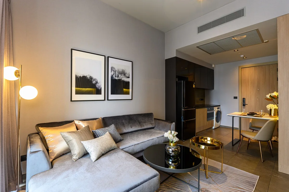 The Lofts Asoke Sukhumvit 21 11