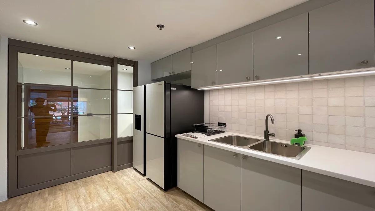 The Natural Place Suite Sathorn 11