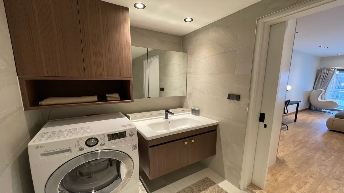 The Natural Place Suite Sathorn 9