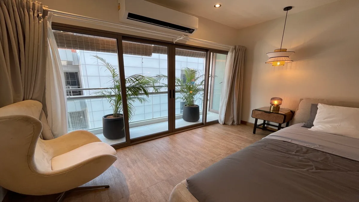 The Natural Place Suite Sathorn 2