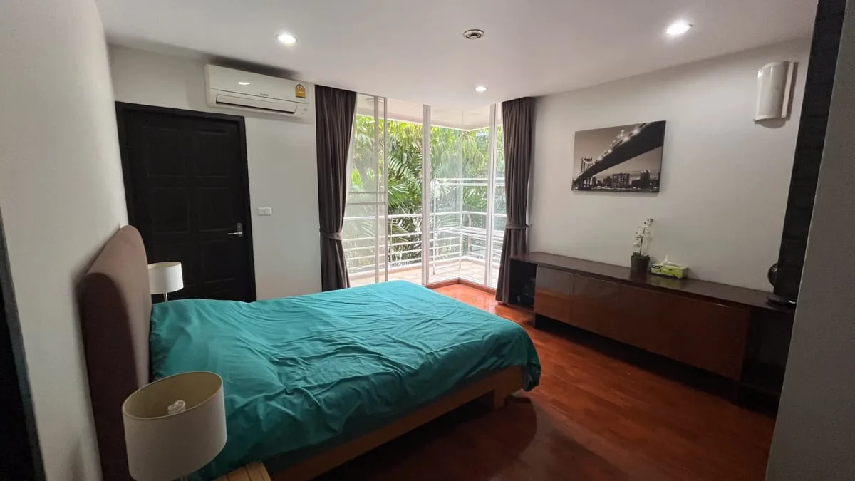 The Peak Sukhumvit 15 3
