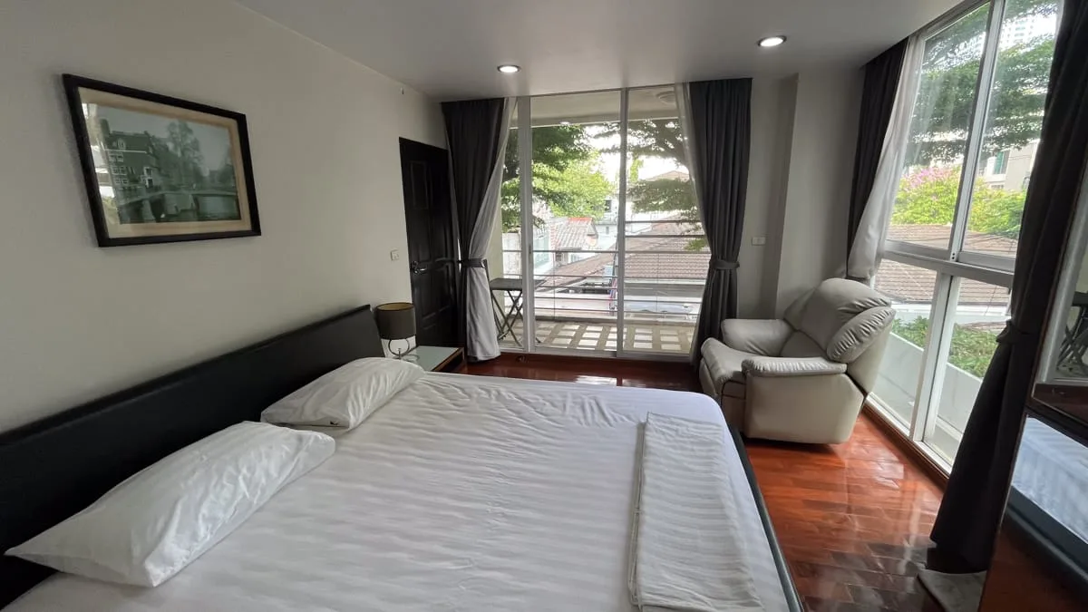 The Peak Sukhumvit 15 7
