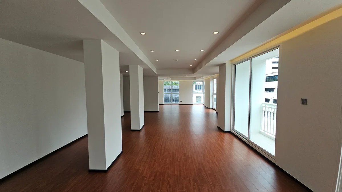 The Private Residence Rajdamri 11