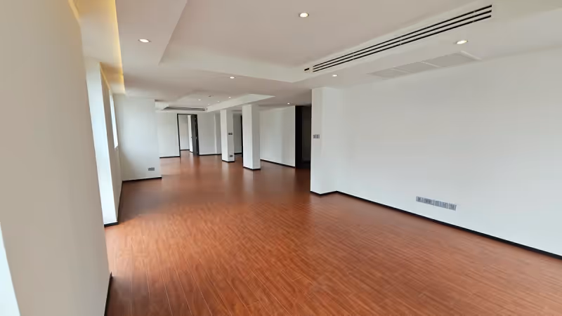 The Private Residence Rajdamri 6