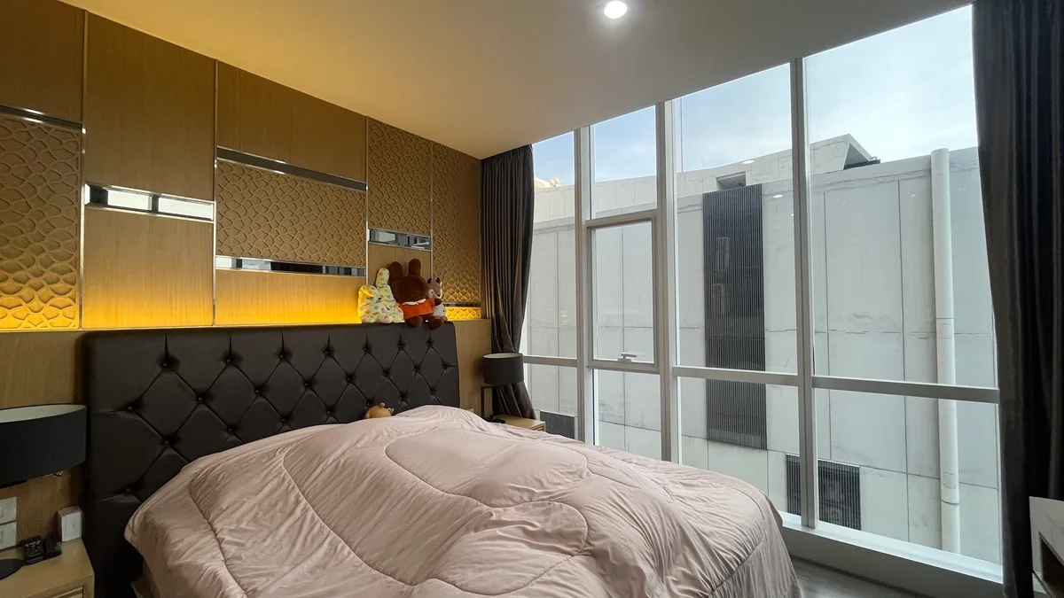 The Room Sathorn 6
