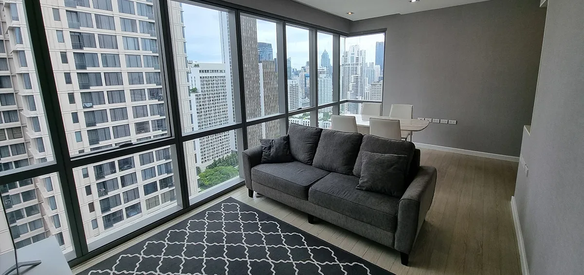 The Room Sukhumvit 21 9