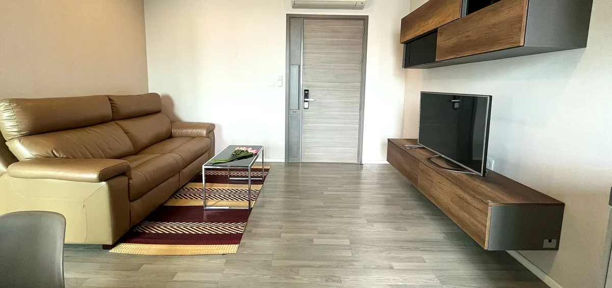 The Room Sukhumvit 69 Phra Khanong 9