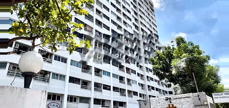 Thonglor Tower 2