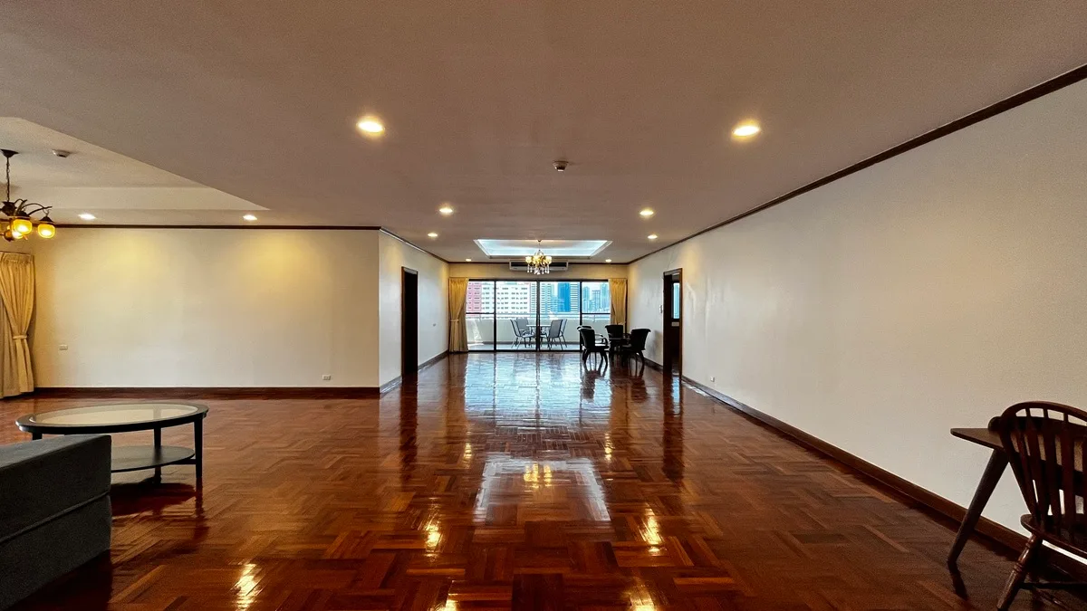 Tower Park Nana Sukhumvit 11