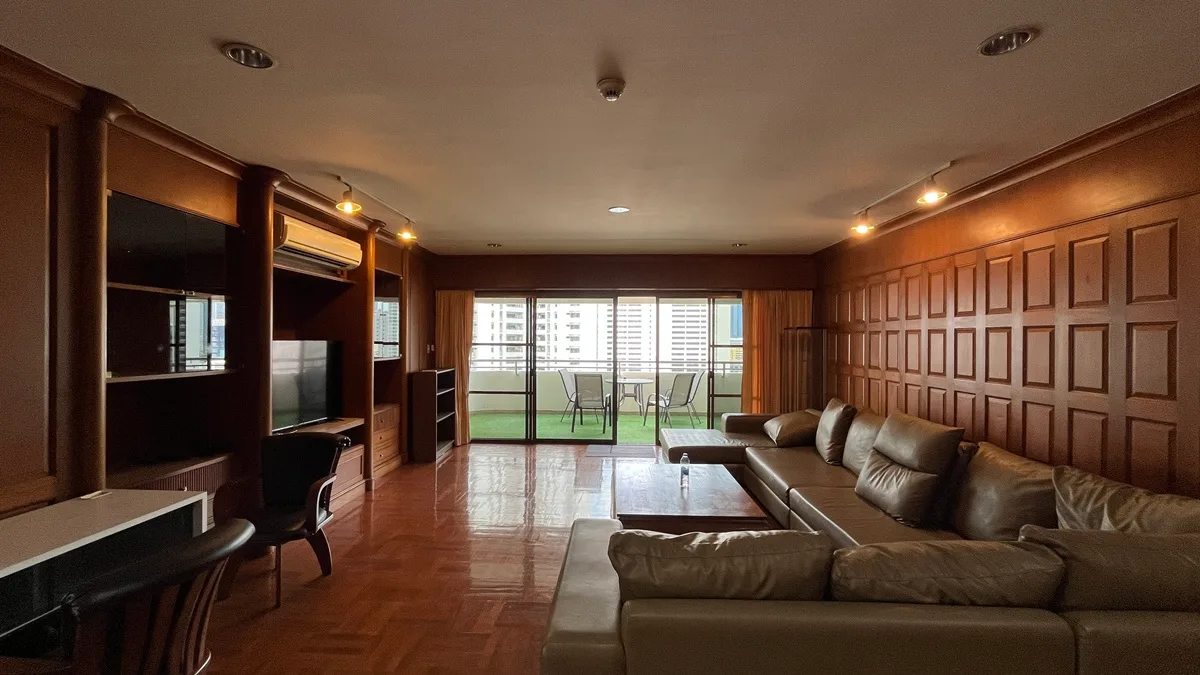 Tower Park Nana Sukhumvit 6