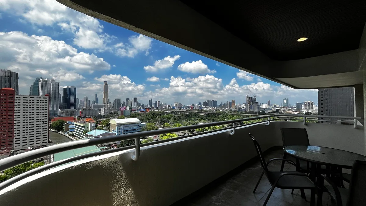 Tower Park Nana Sukhumvit 10