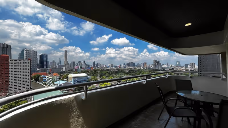 Tower Park Nana Sukhumvit 10