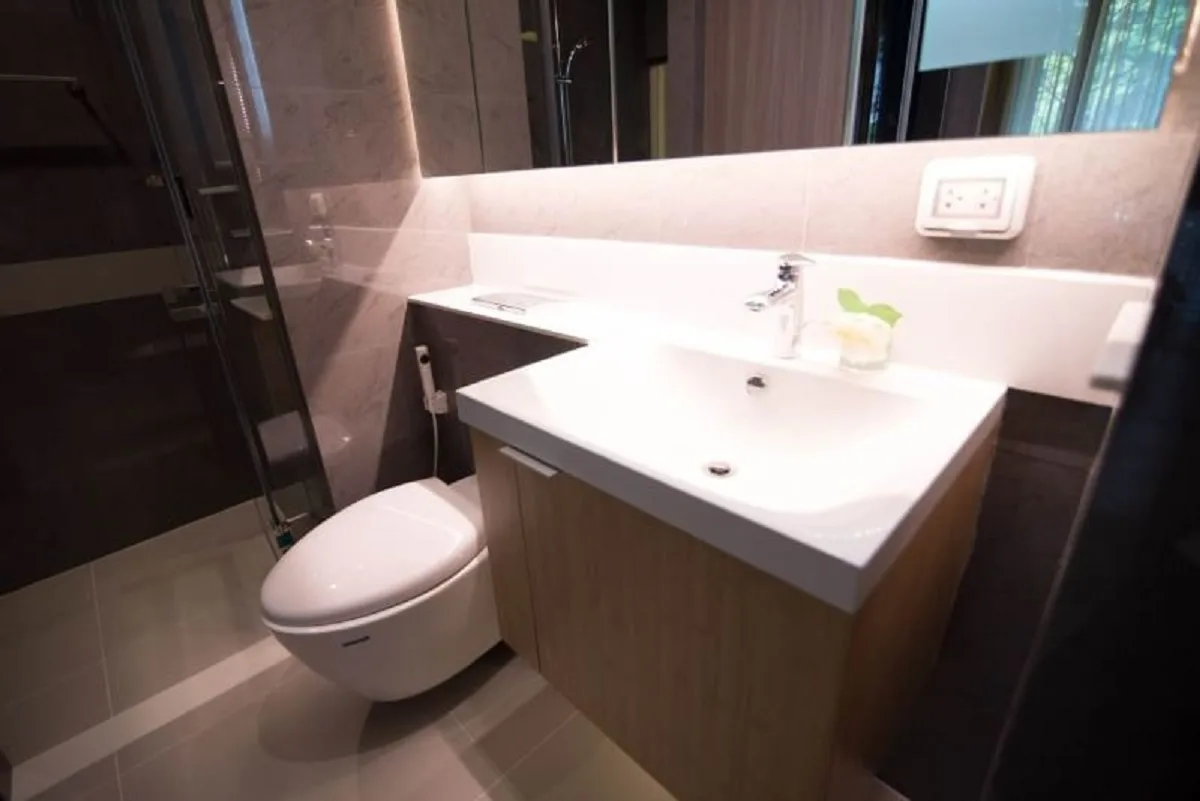 Urbitia Thong Lo Sukhumvit 36 5