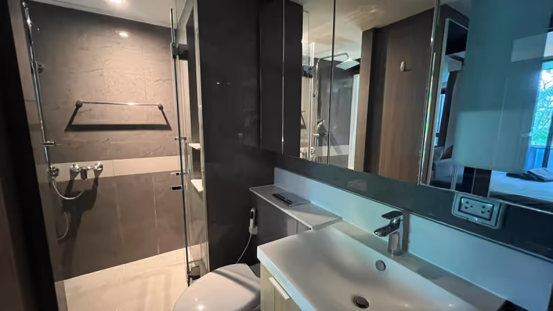 Urbitia Thong Lo Sukhumvit 36 12