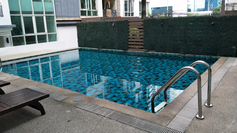 Voque Sukhumvit 16 2
