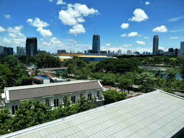 Voque Sukhumvit 16