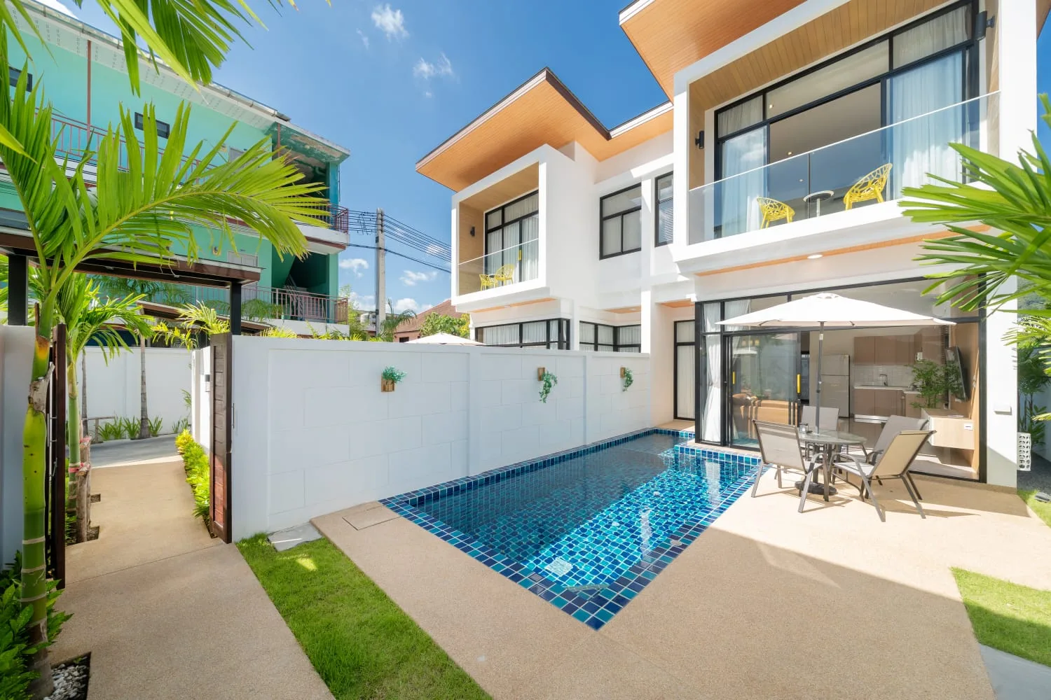 Goldena Hillside 3