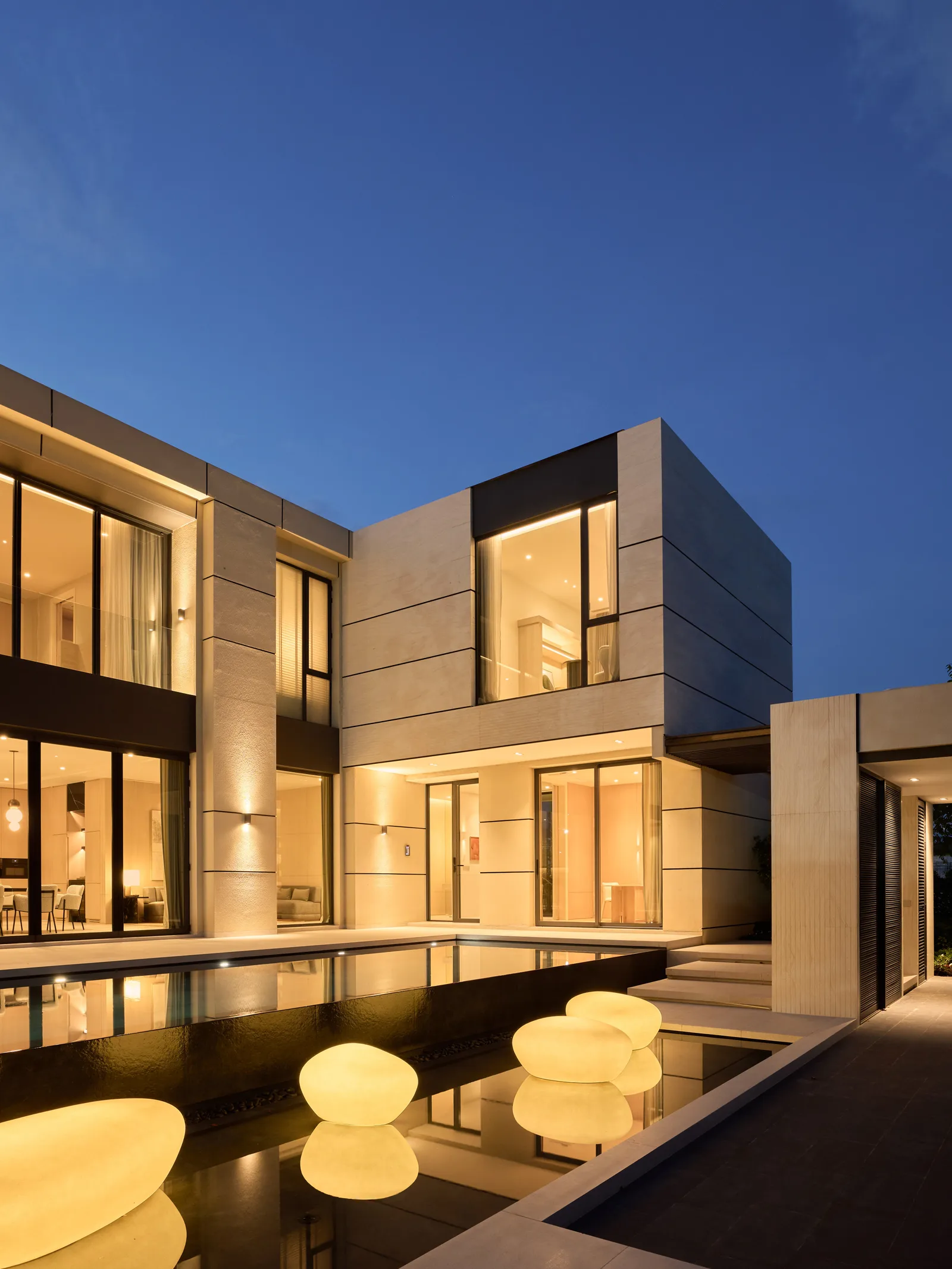 Lavish Estates 3