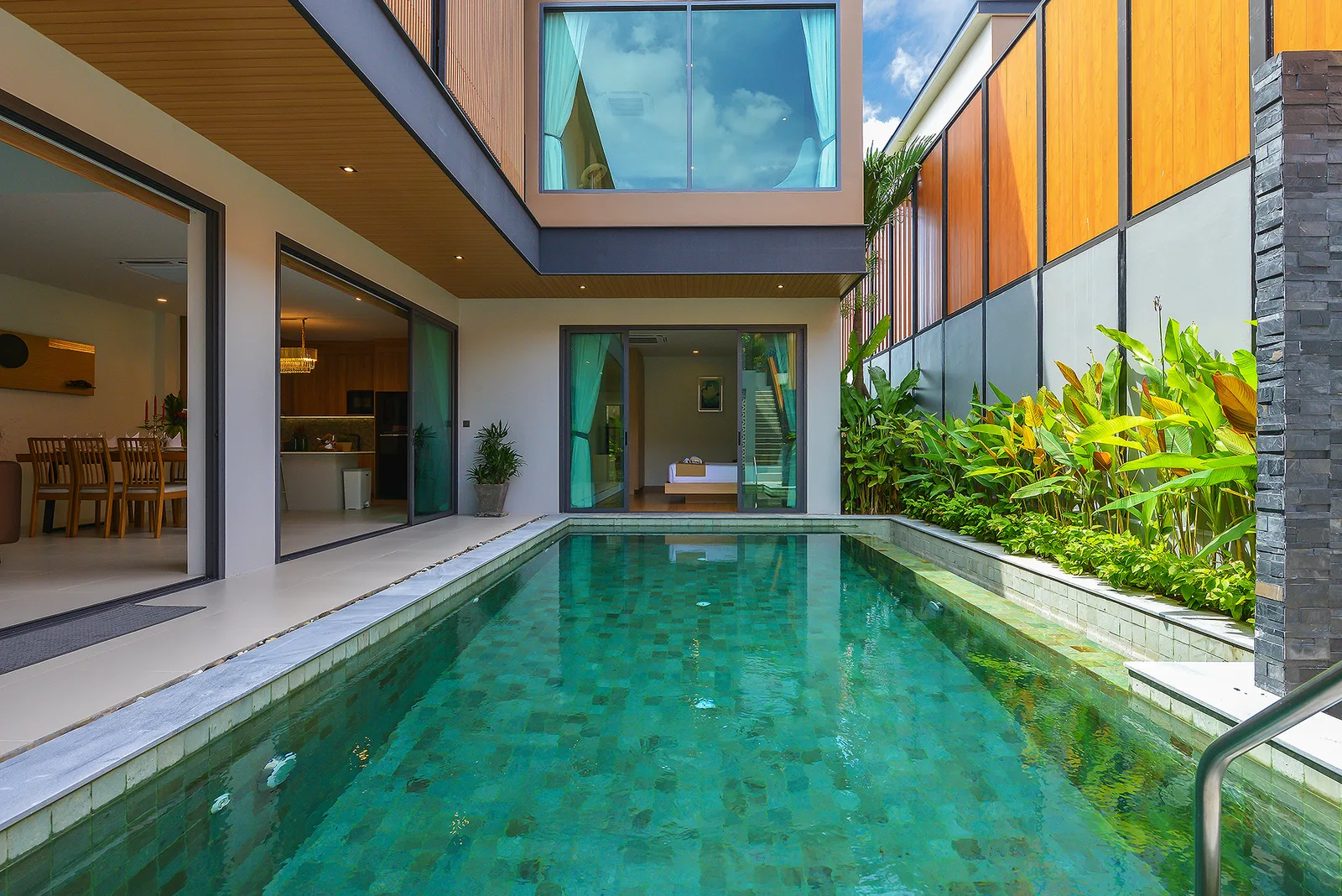 Le Villa Lake 4