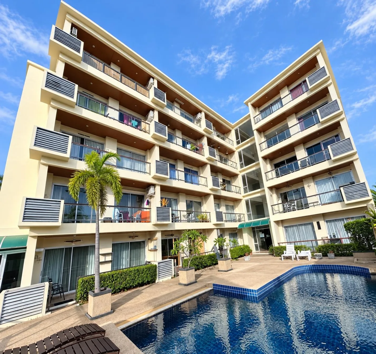 Квартира 58.3 м² на торгах, Раваи (№ 74‑1)