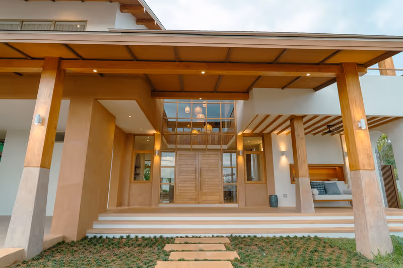 Manik Meadows 11
