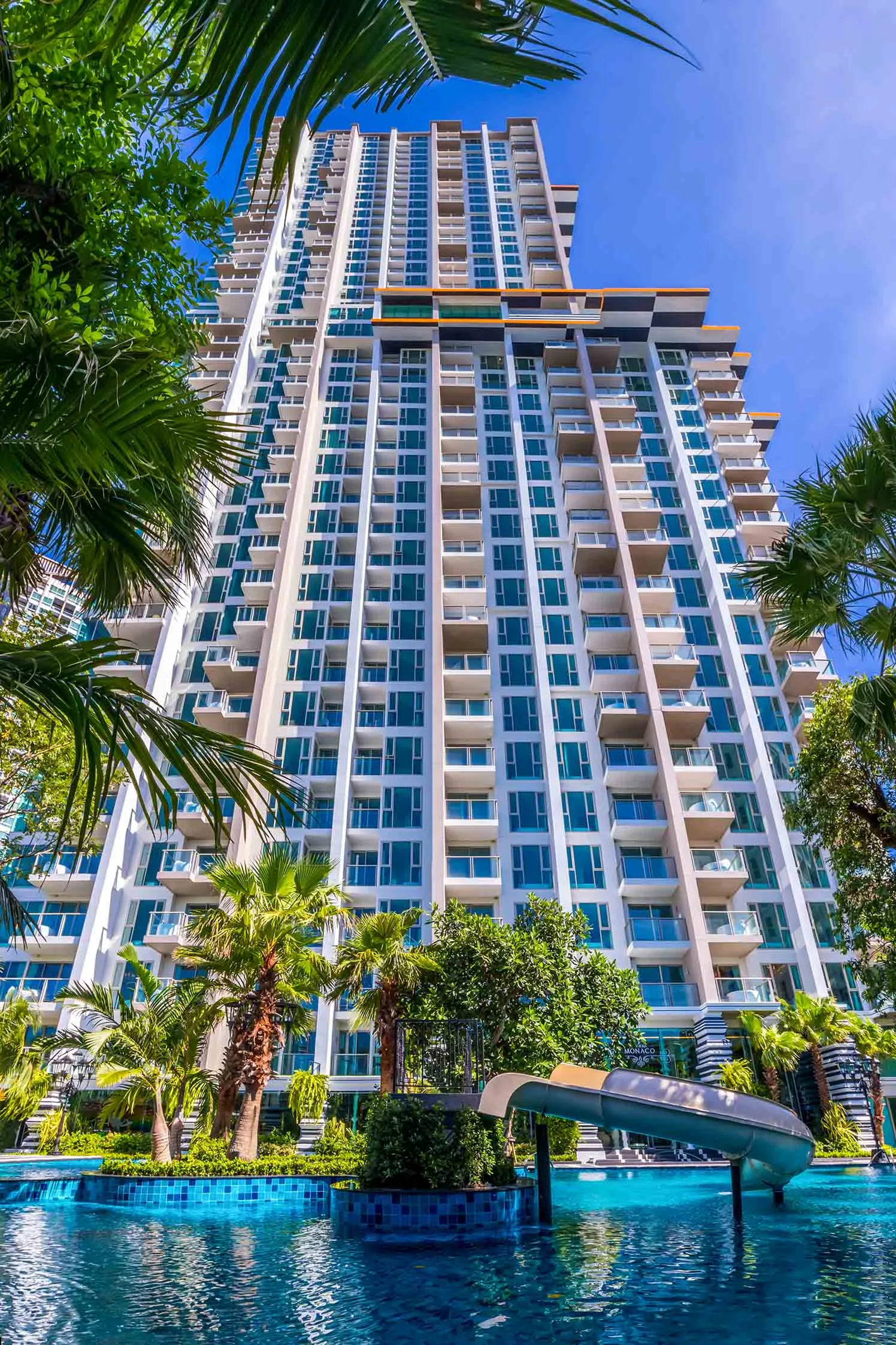 Riviera Monaco 4