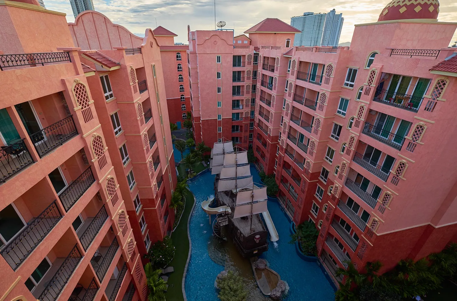 Seven Seas Jomtien 4