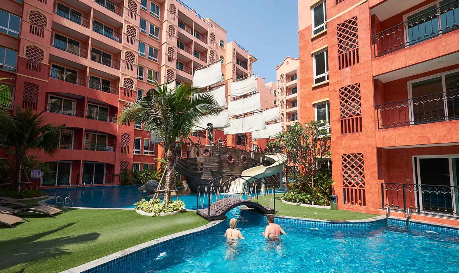 Seven Seas Jomtien 2